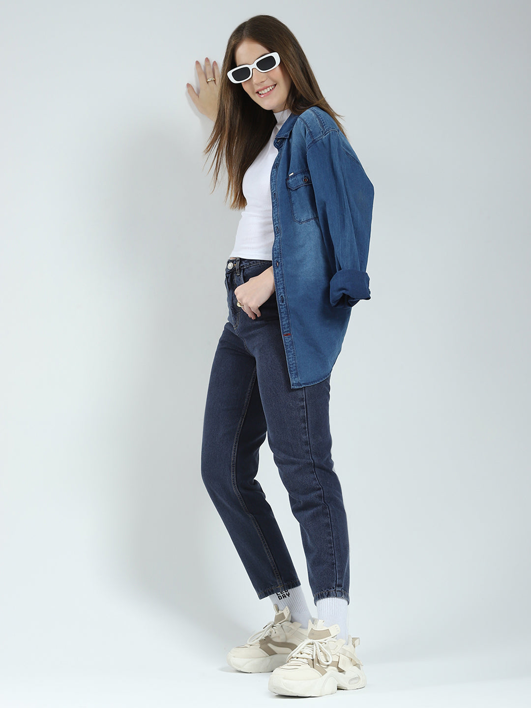 Women Blue Solid Regular Fit Denim