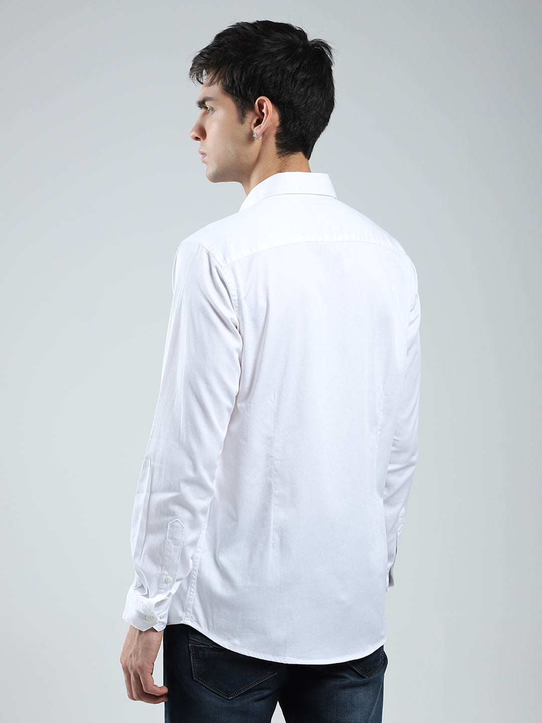 Men White Solid Collar Full Sleeve Shirt