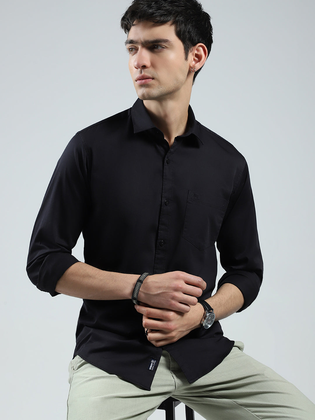 Men Black Solid Collar Full Sleeve Shirt
