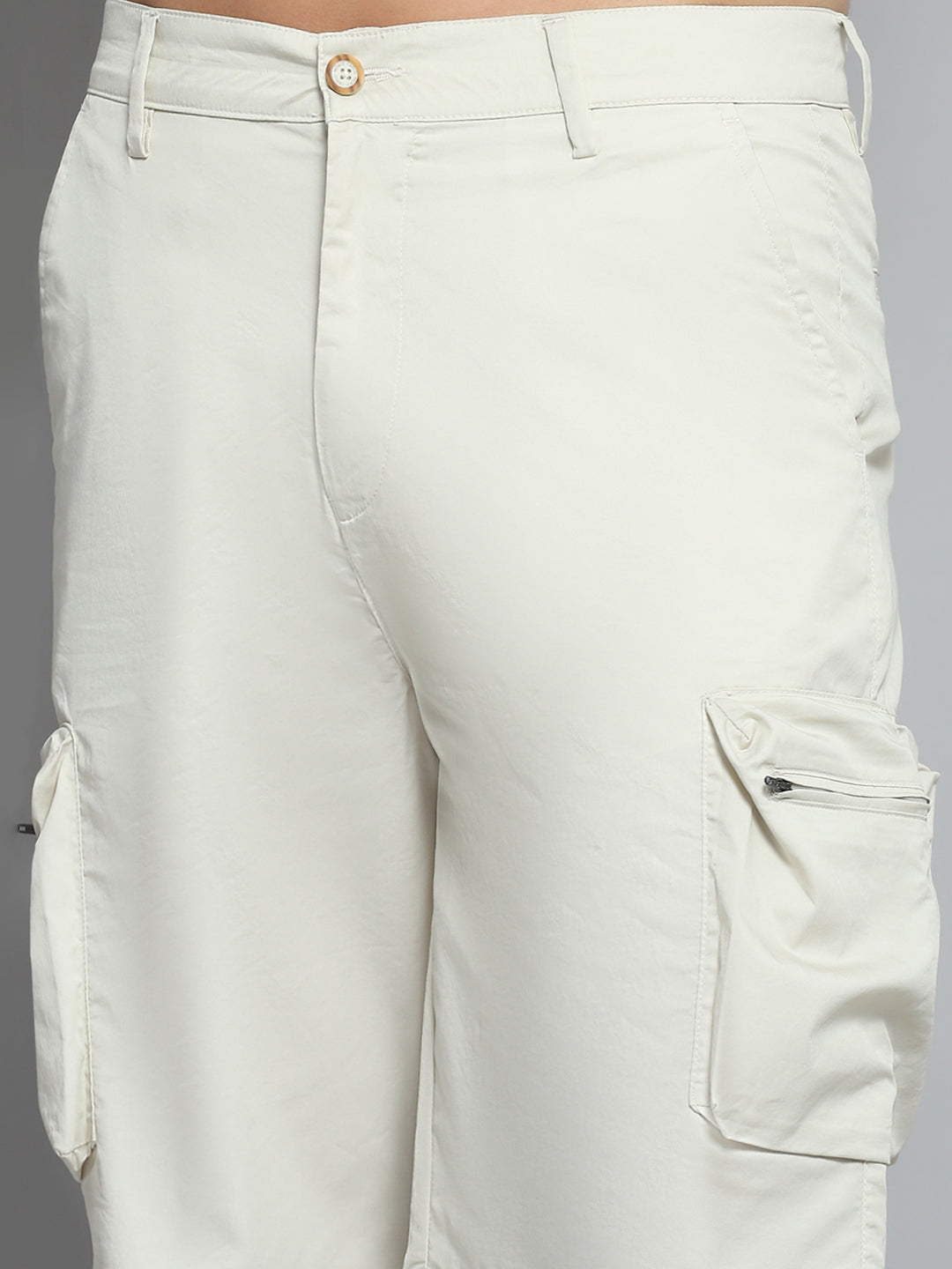 Men Beige Solid Regular Fit Short