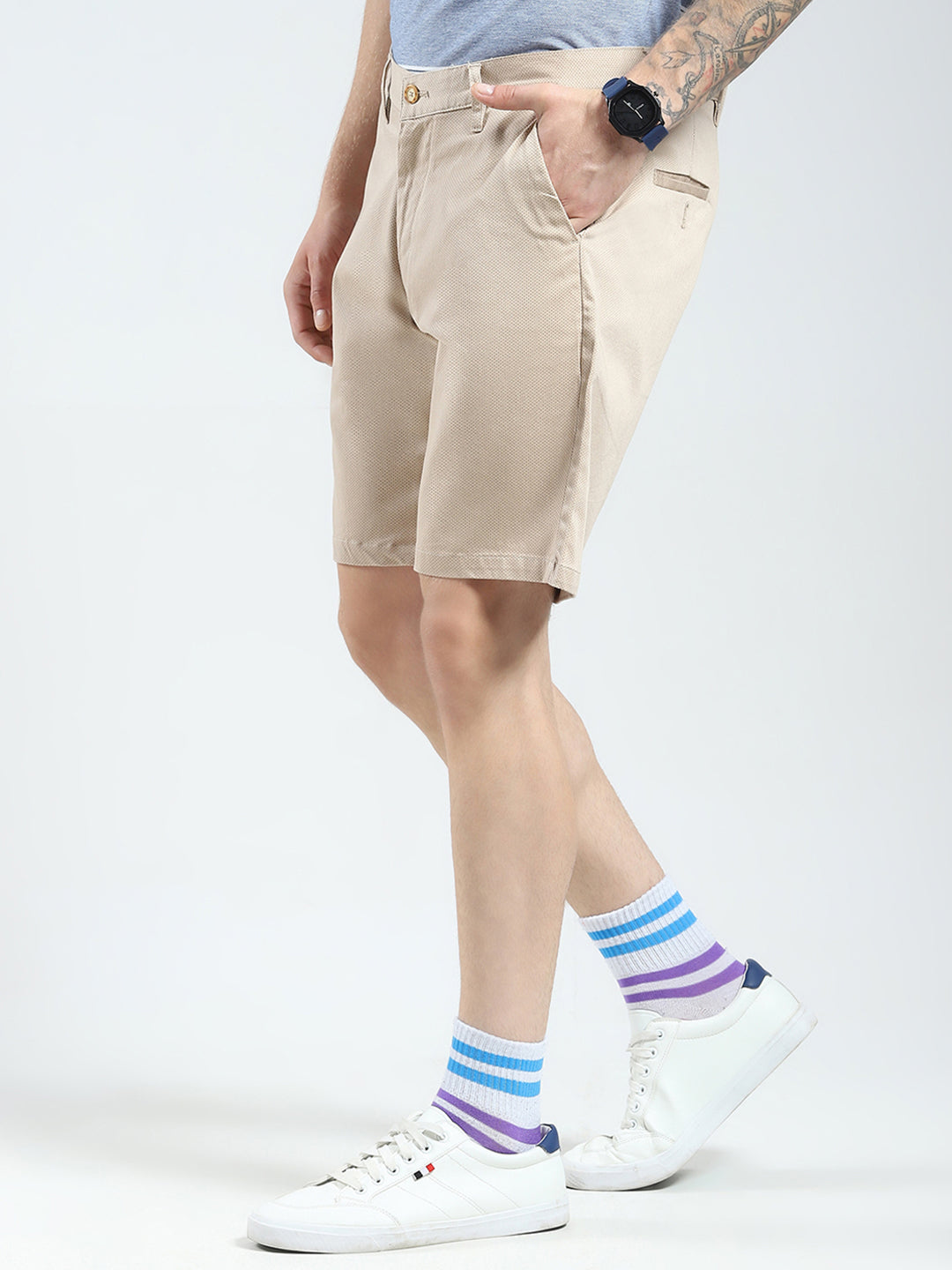 Men Beige Solid Regular Fit Shorts