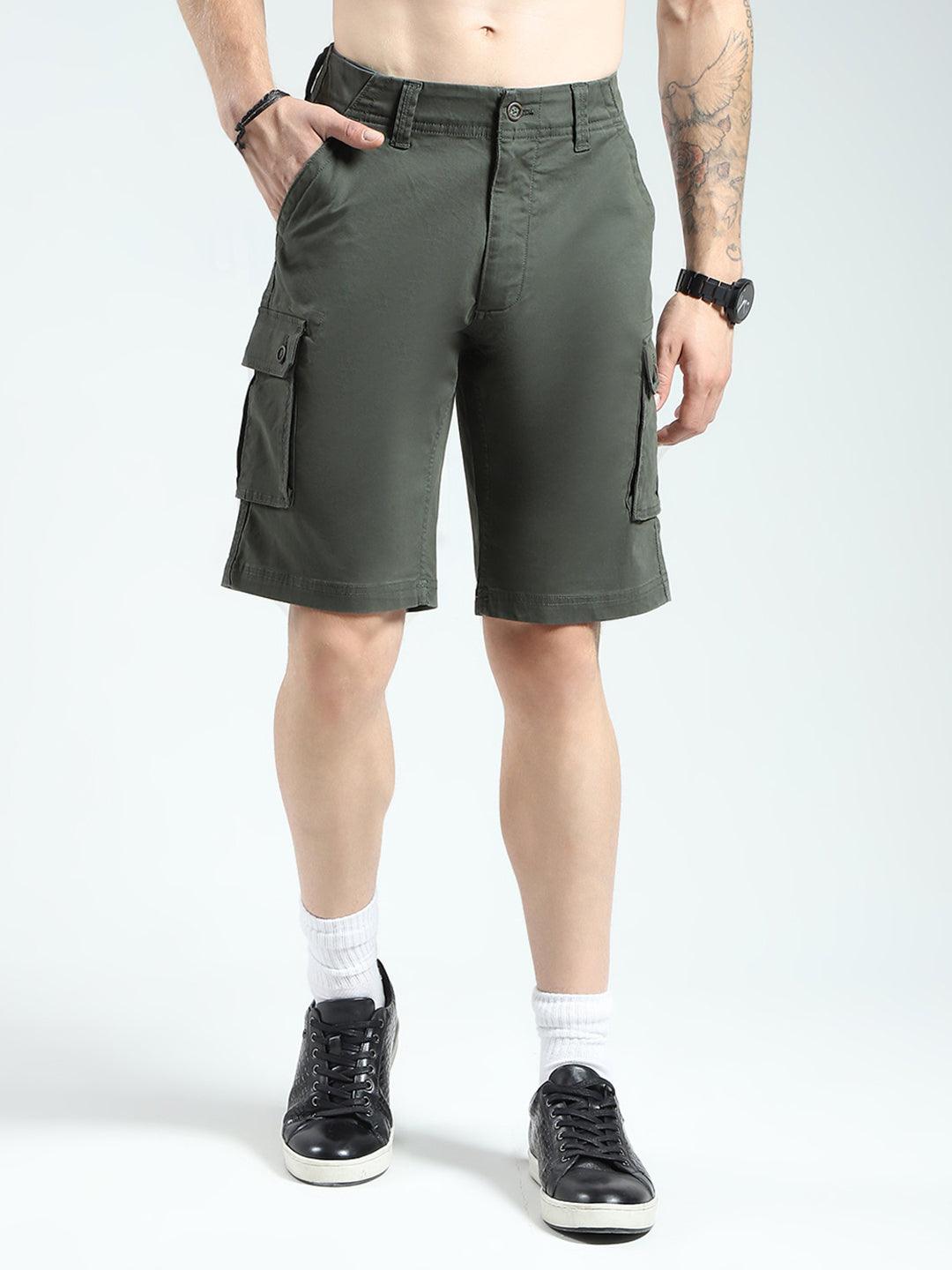 Men Olive Solid Regular Fit Shorts