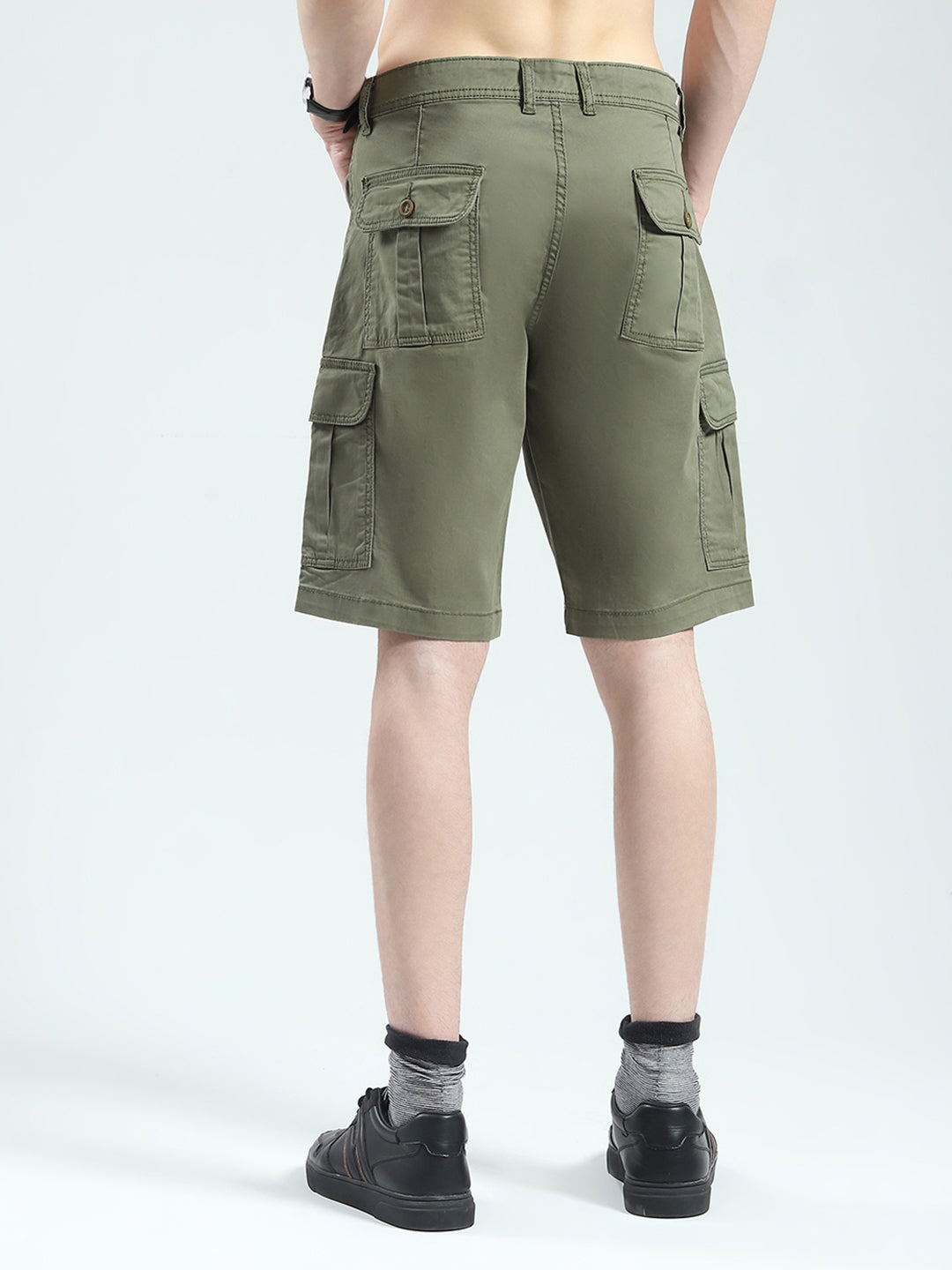 Men Olive Solid Regular Fit Shorts