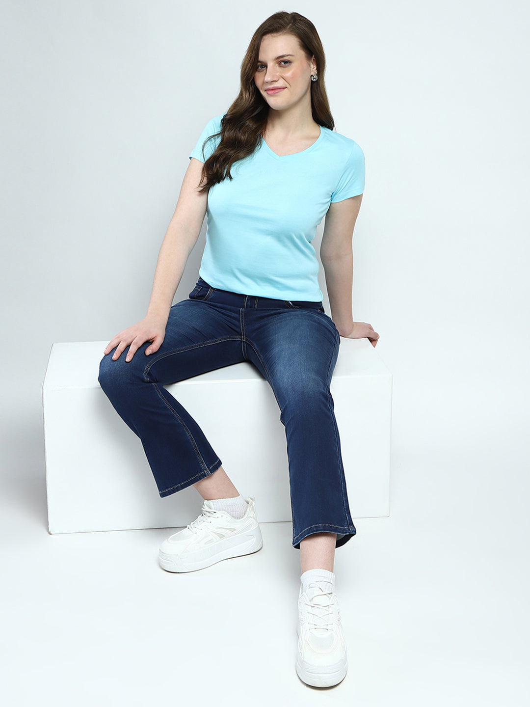 Women Blue Solid V Neck Half Sleeve Top