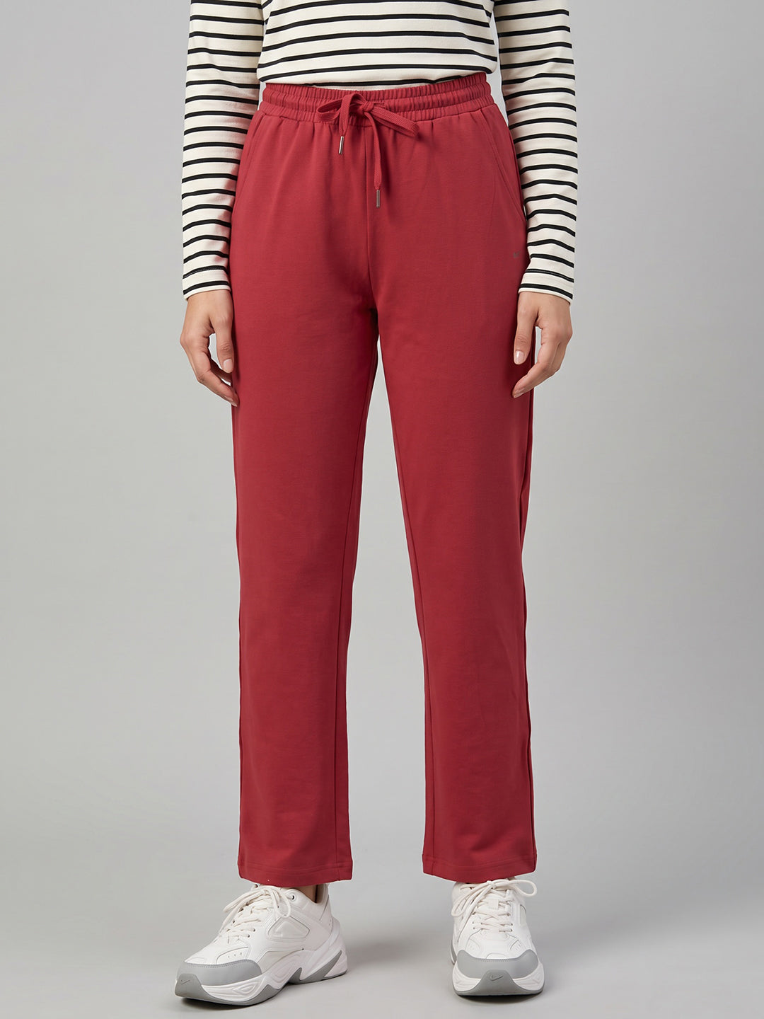 Women Coral Solid Regular Fit Lower