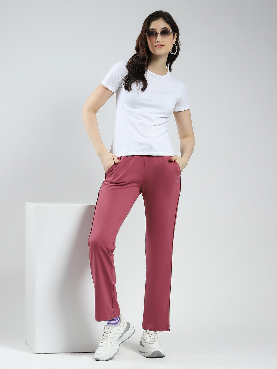 Women Pink Solid Regular Fit Lower