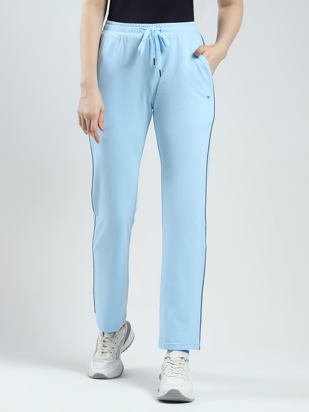 Women Blue Solid Regular Fit Lower