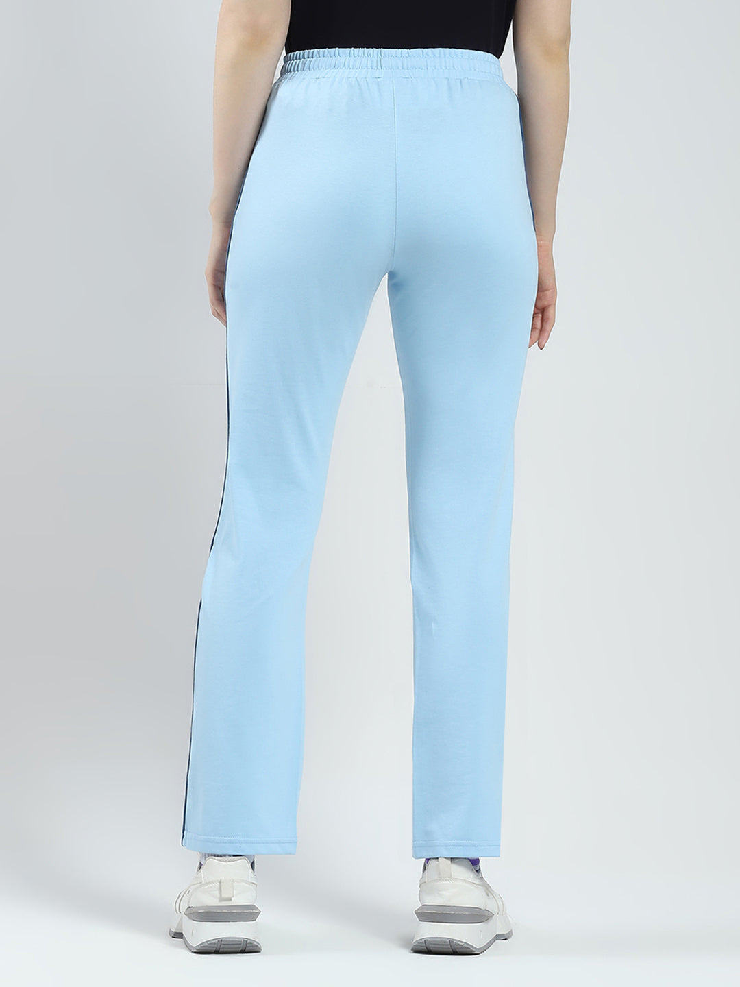Women Blue Solid Regular Fit Lower