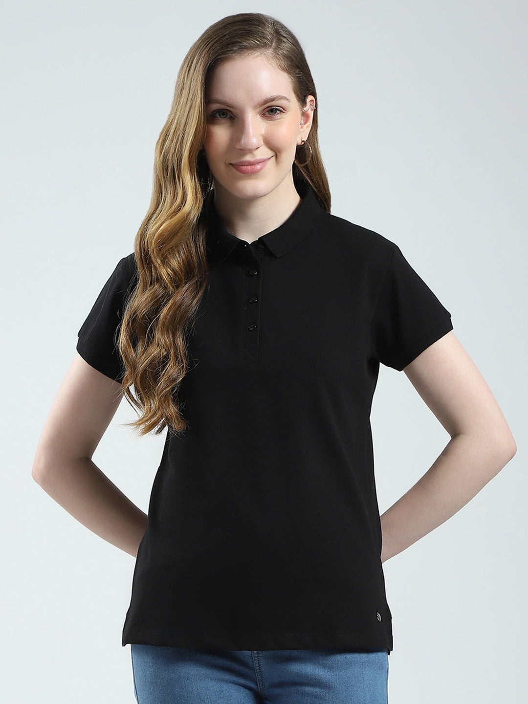 Women Black Solid Collar Half Sleeve T-Shirt