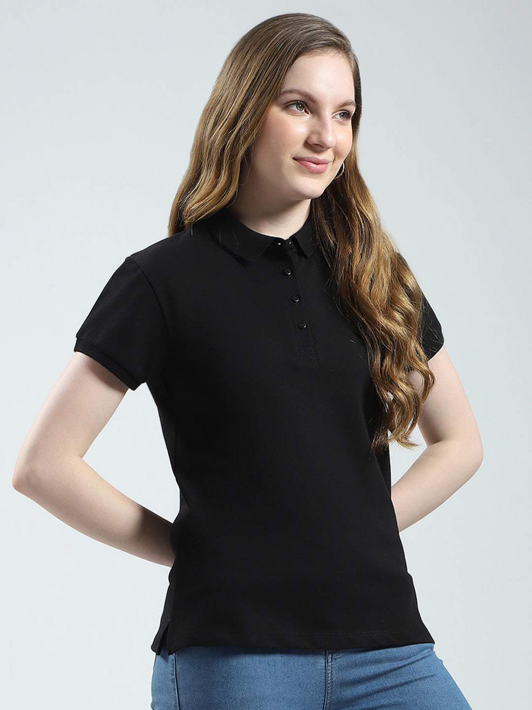 Women Black Solid Collar Half Sleeve T-Shirt