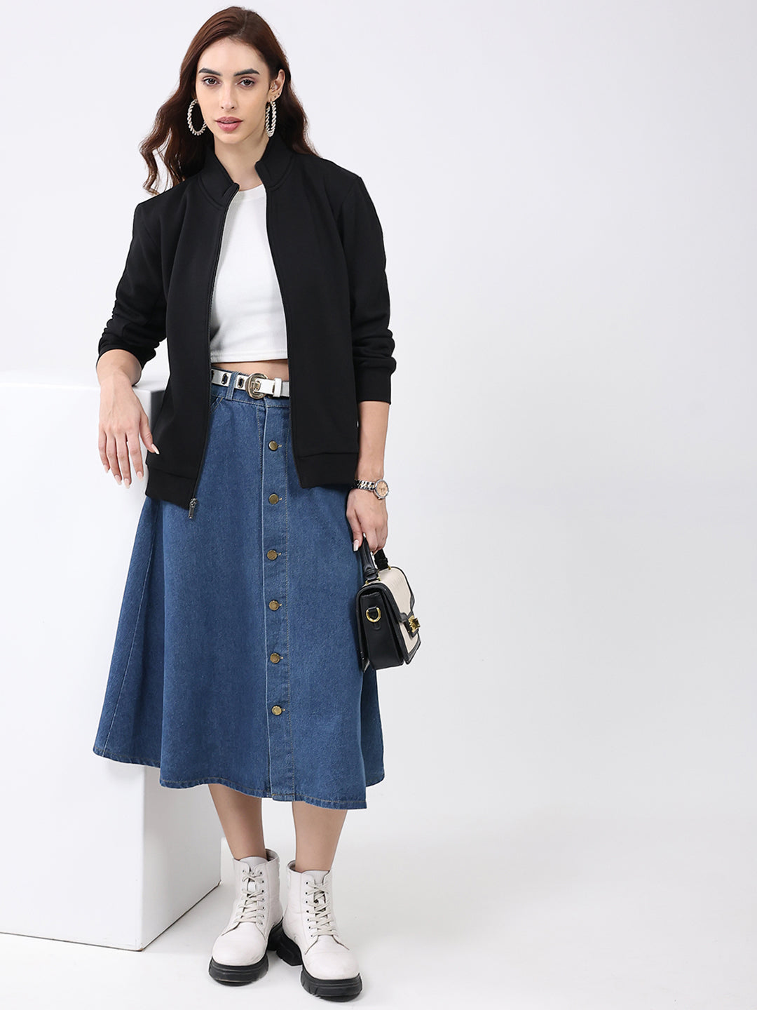 Women Black Solid Mock Neck Full Sleeve Sweatshirt