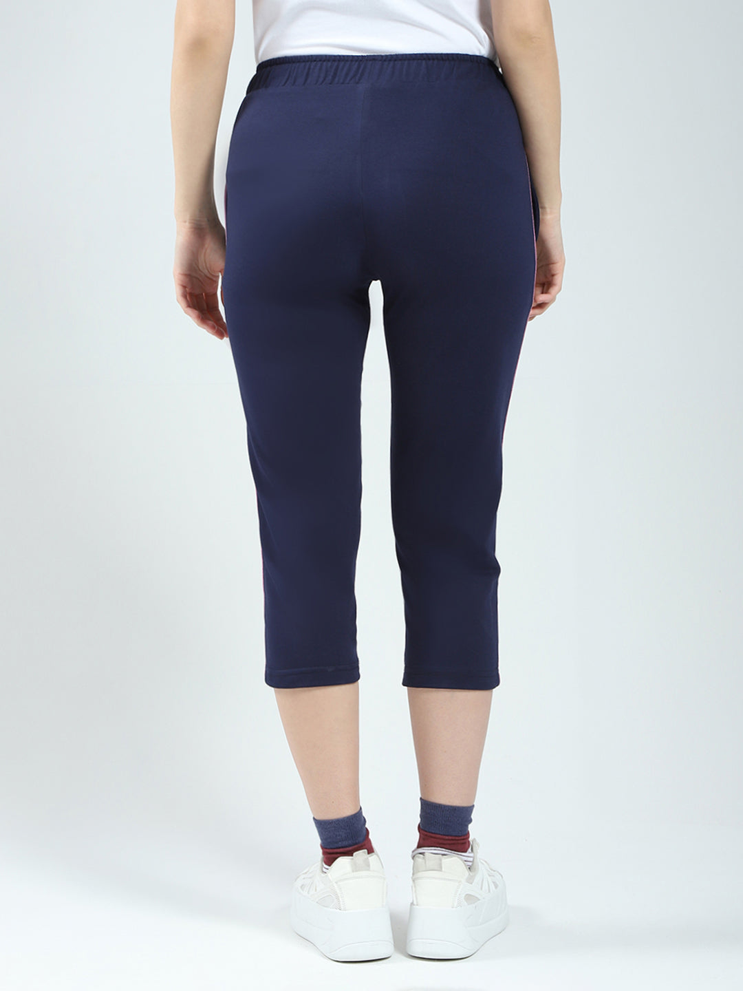 Women Navy Blue Solid Regular Fit Capri