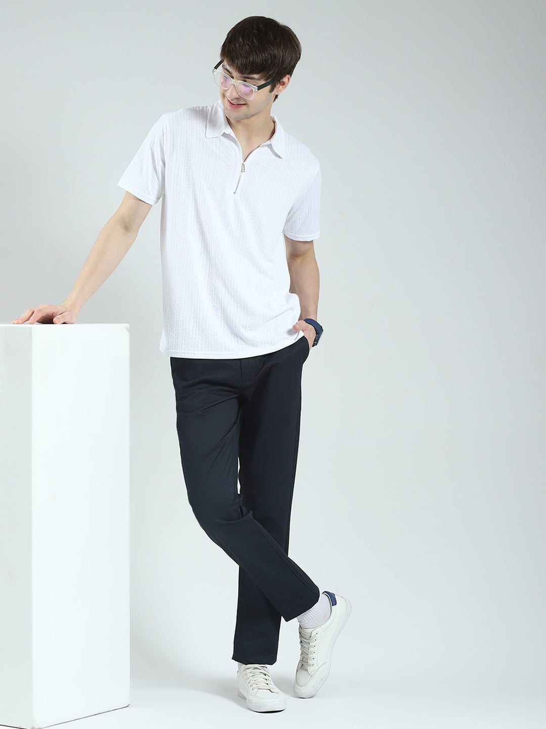 Men Navy Blue Solid Slim Fit Trouser