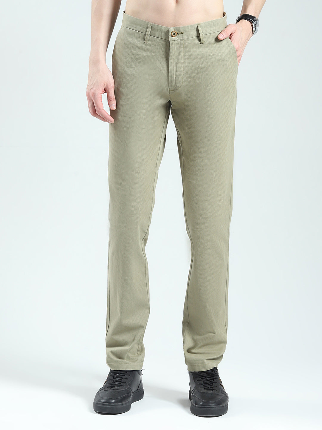 Men Olive Solid Slim Fit Trouser