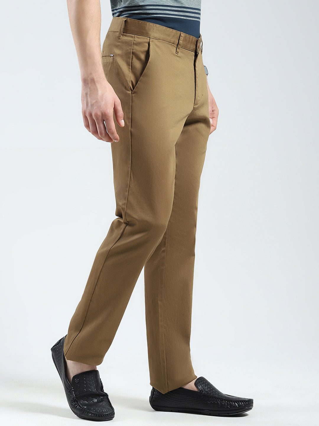 Men Khaki Solid Slim Fit Trouser