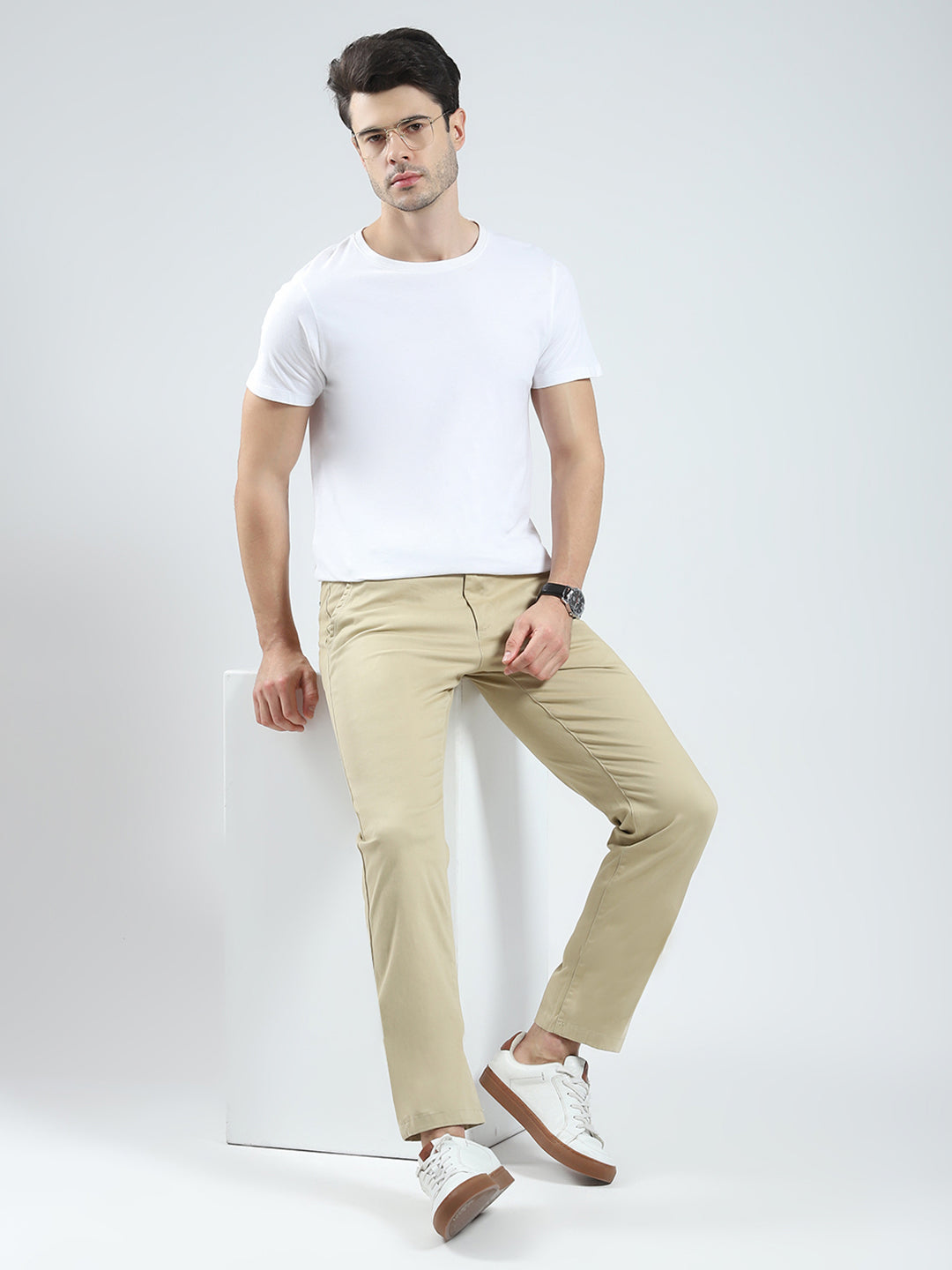 Men Khaki Solid Slim Fit Trouser