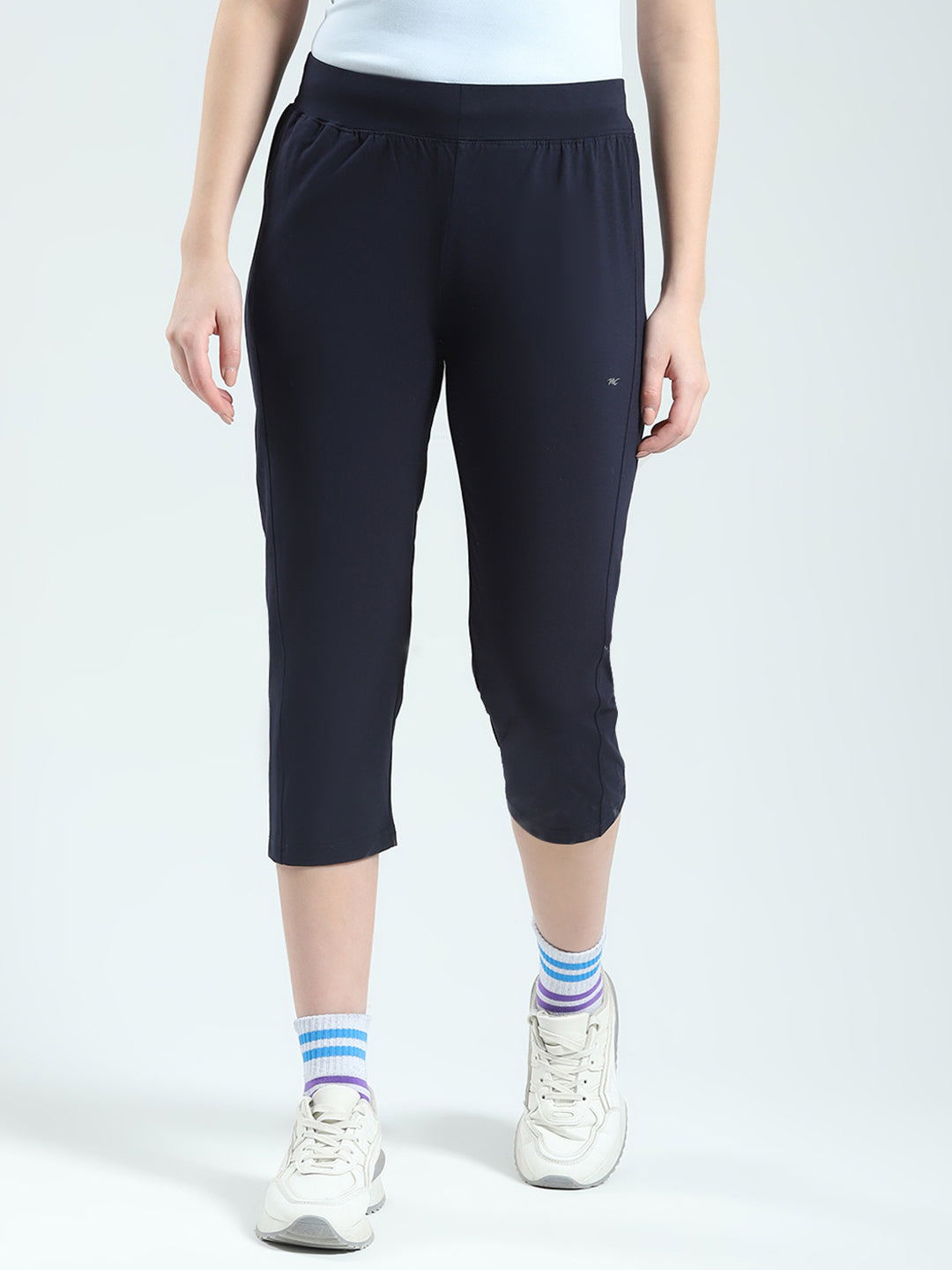 Women Navy Blue Solid Regular Fit Capri
