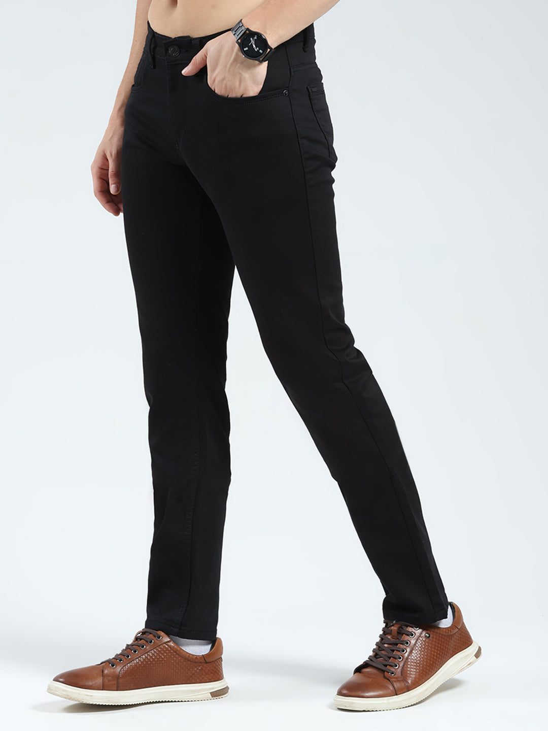 Men Black Solid Narrow Fit Denim