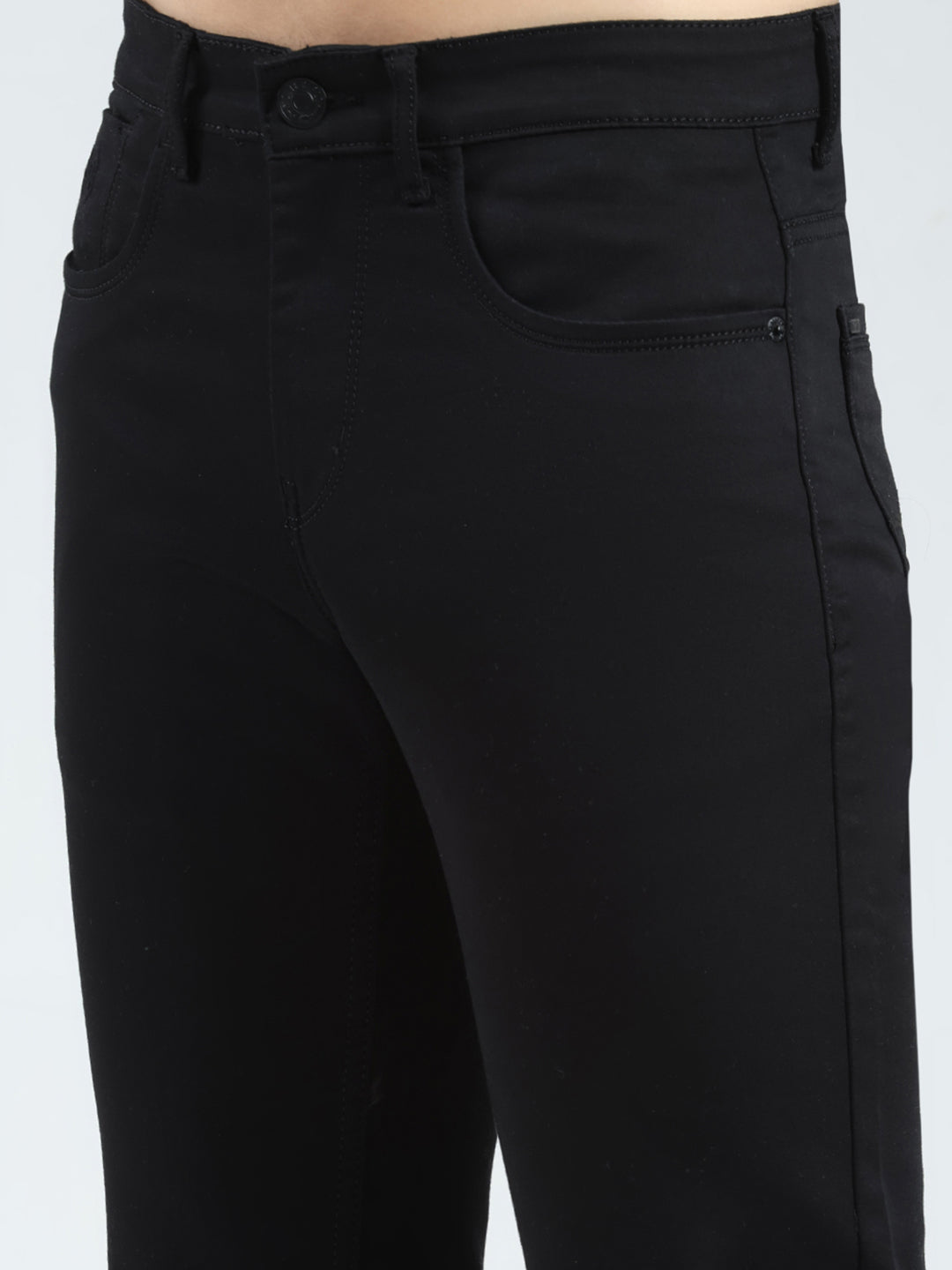 Men Black Solid Narrow Fit Denim