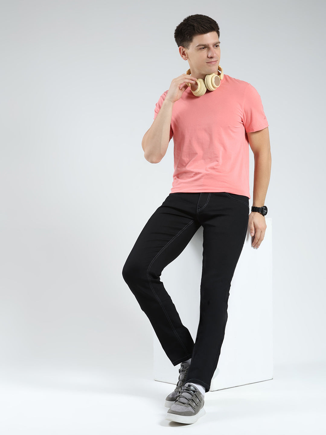 Men Black Solid Skinny Fit Denim
