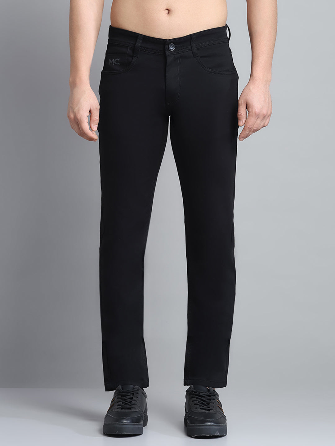 Men Black Solid Narrow Fit Denim
