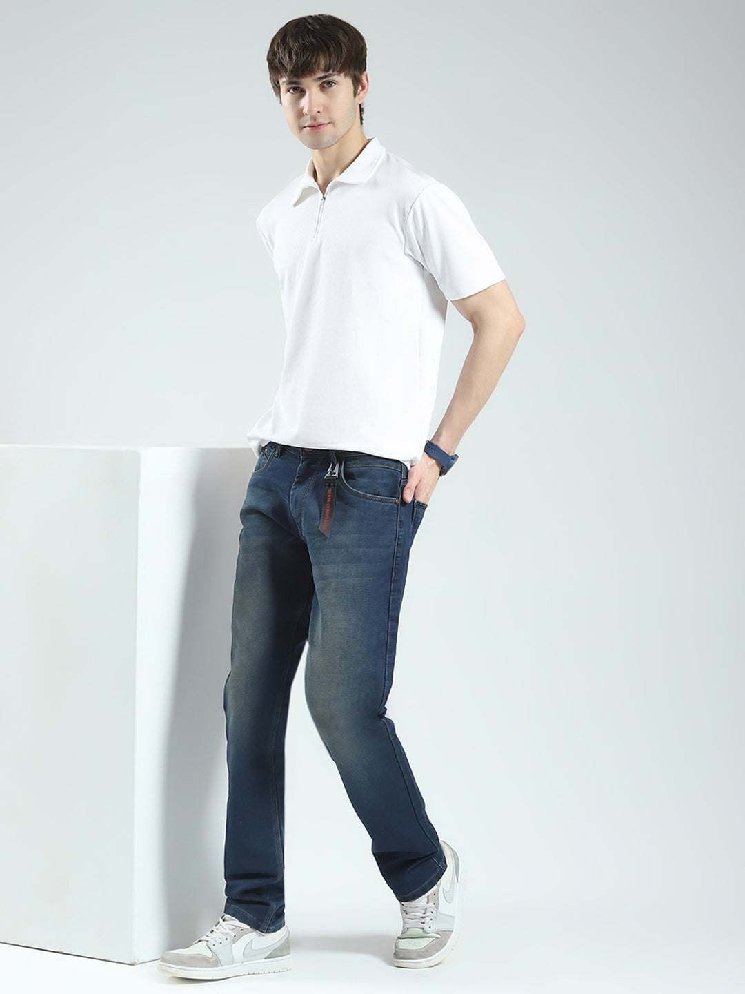 Men Blue Solid Straight Fit Denim