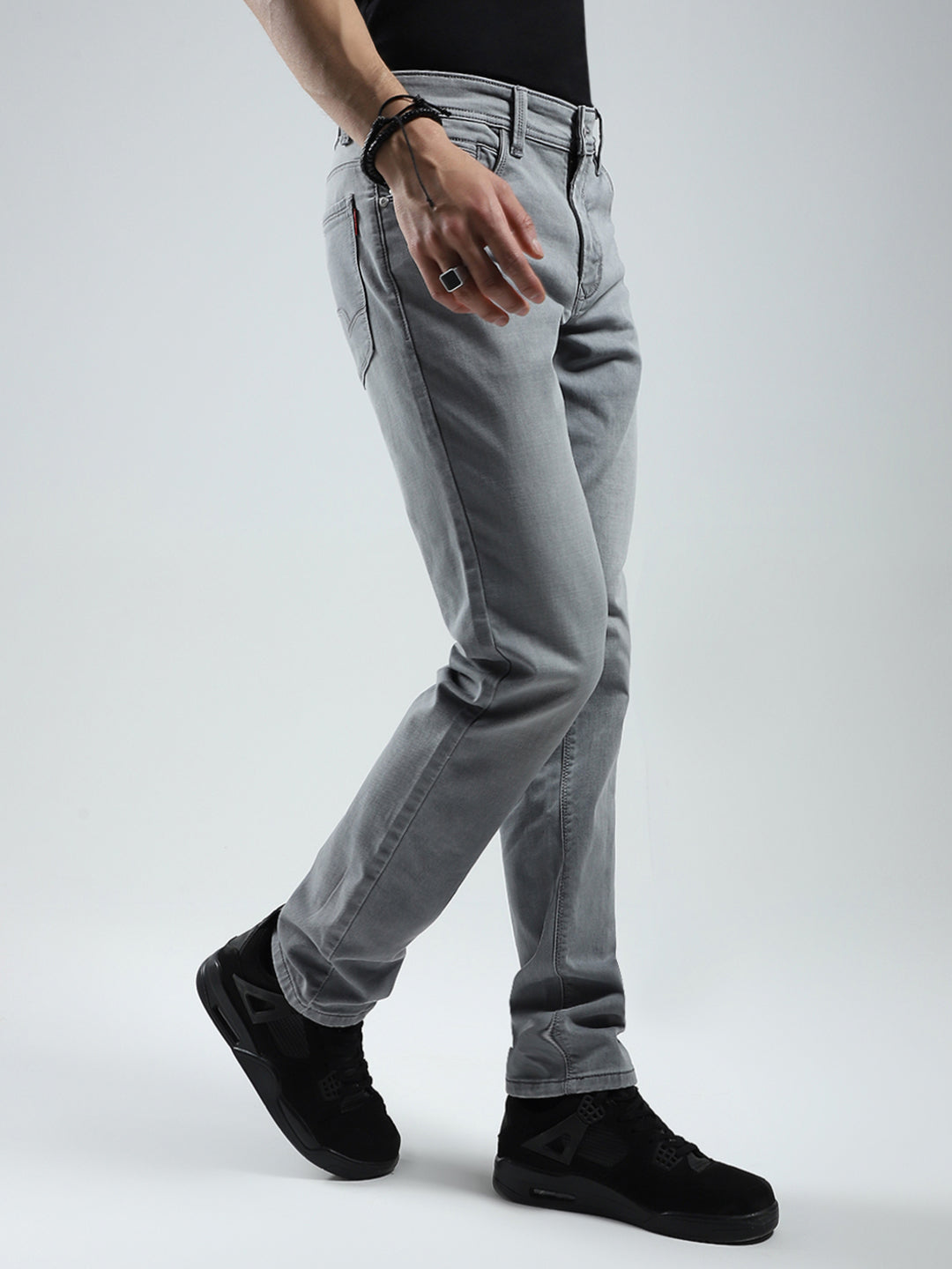 Men Grey Solid Narrow Fit Denim