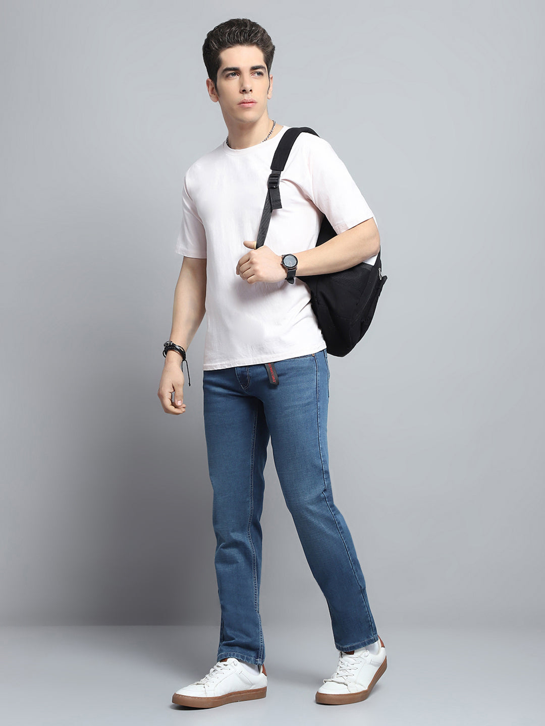 Men Blue Solid Narrow Fit Denim