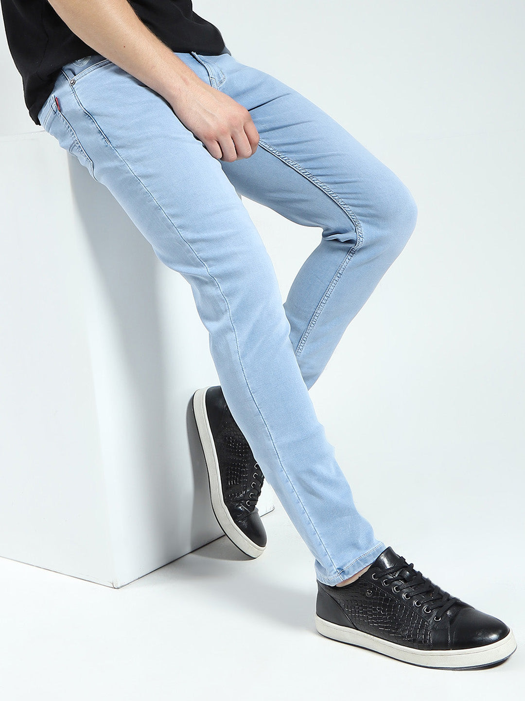 Men Blue Solid Skinny Fit Denim