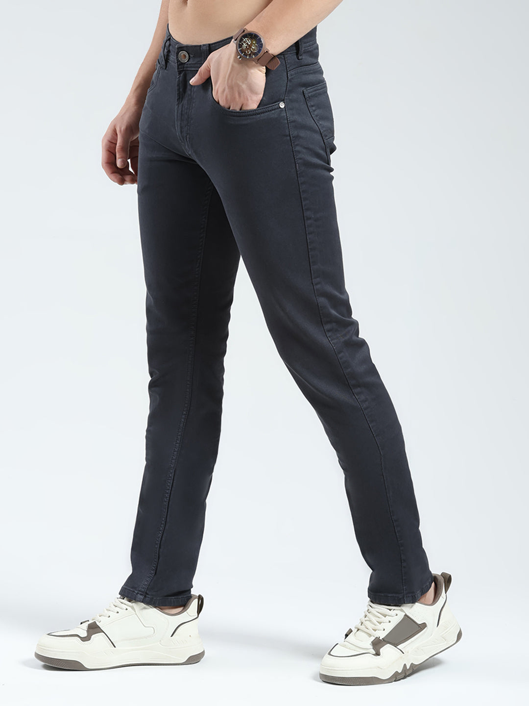 Men Black Solid Narrow Fit Denim