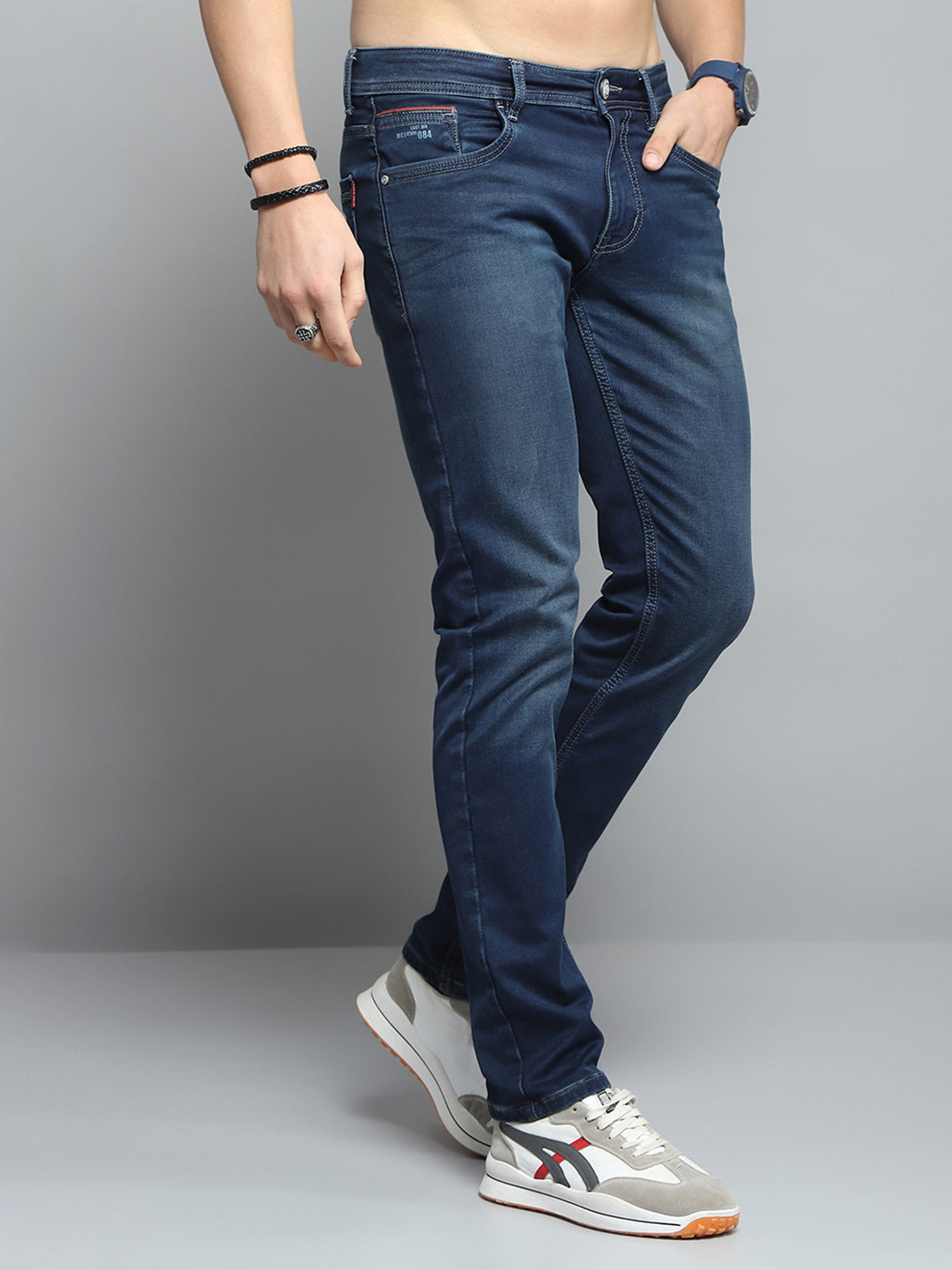 Men Blue Solid Narrow Fit Denim