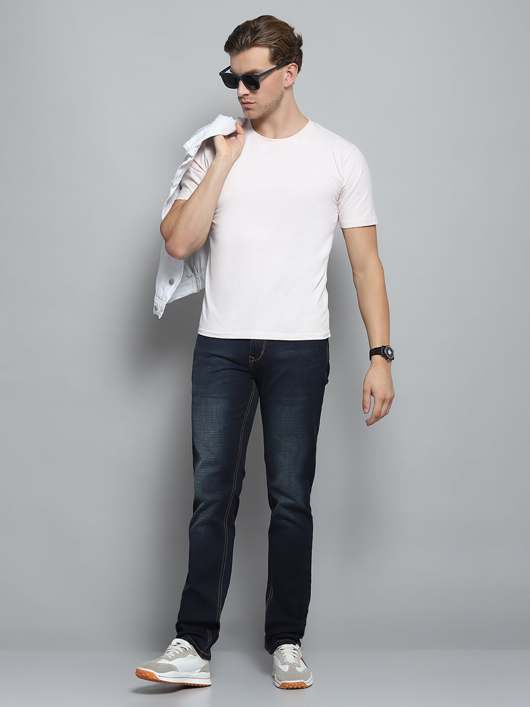 Men Blue Solid Narrow Fit Denim