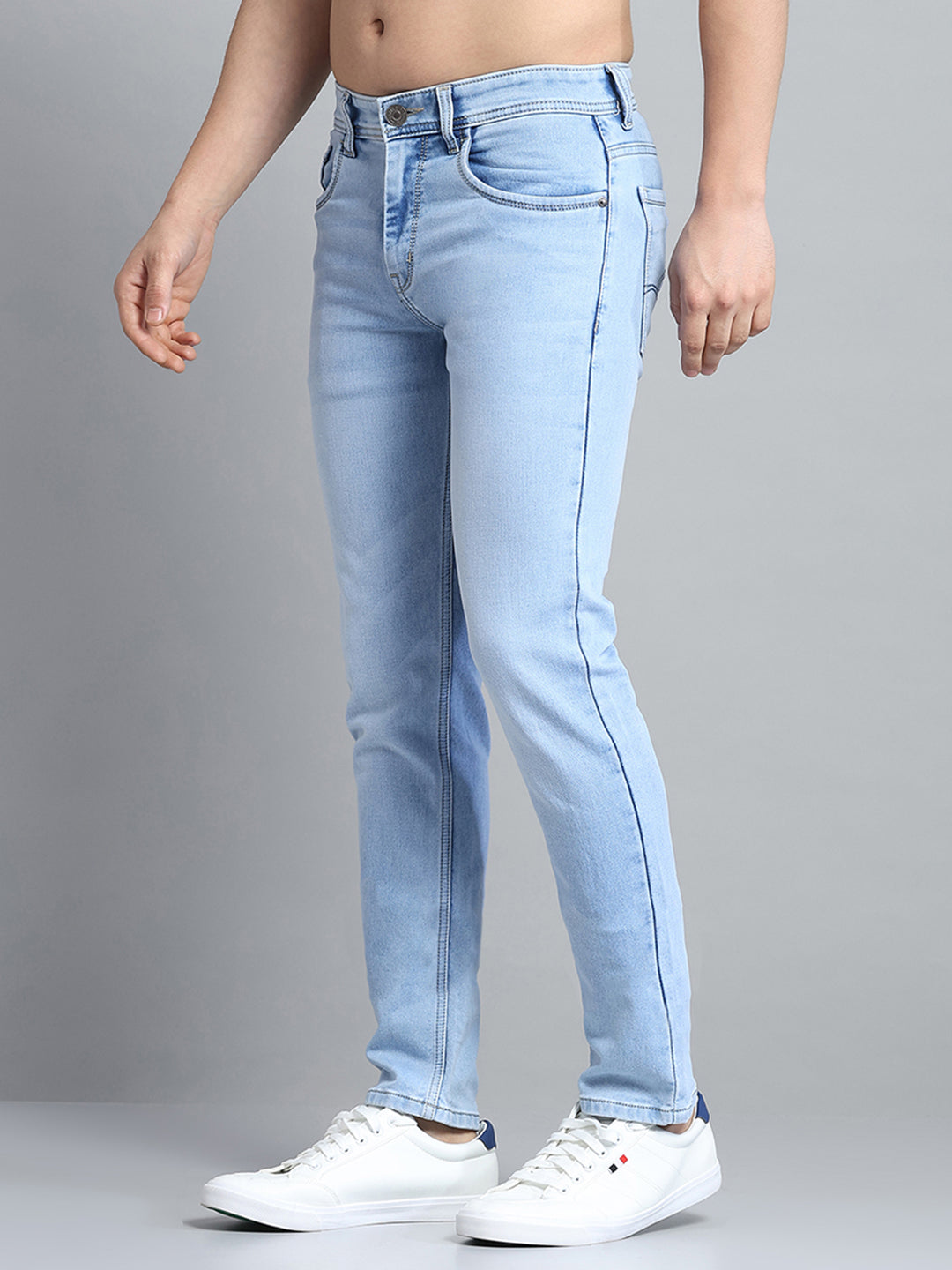 Men Blue Solid Narrow Fit Denim