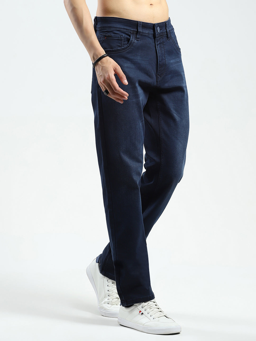 Men Blue Solid Narrow Fit Denim