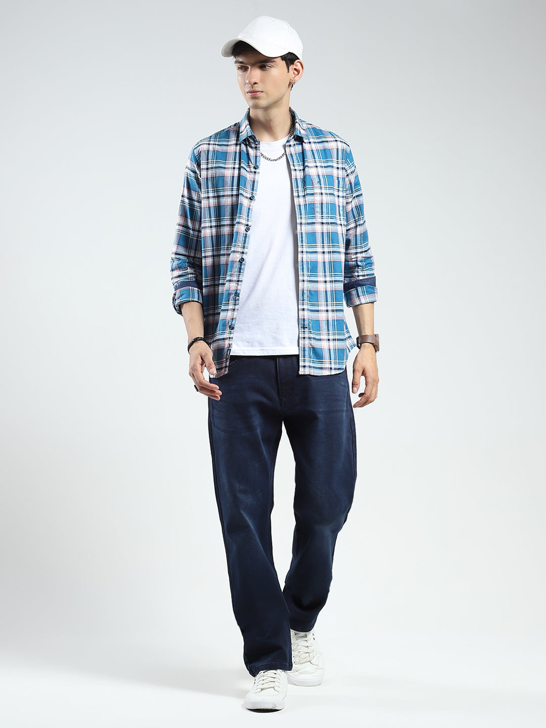 Men Blue Solid Narrow Fit Denim