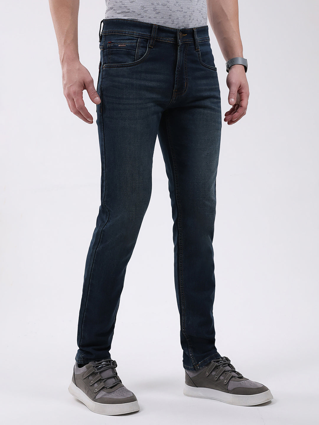 Men Blue Solid Narrow Fit Denim