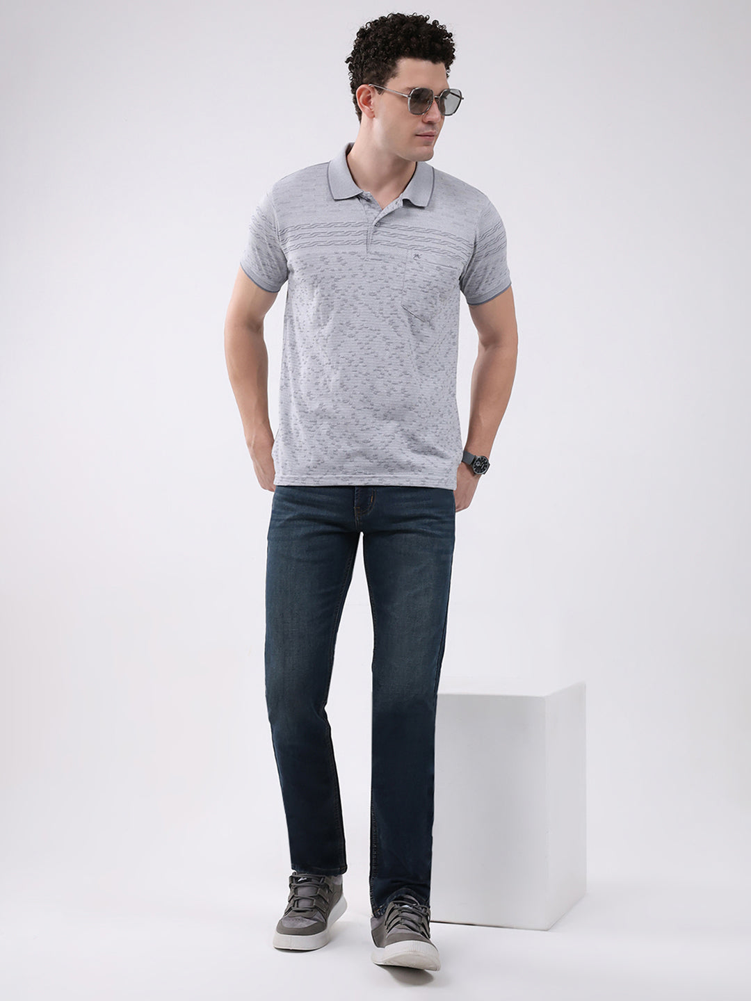 Men Blue Solid Narrow Fit Denim