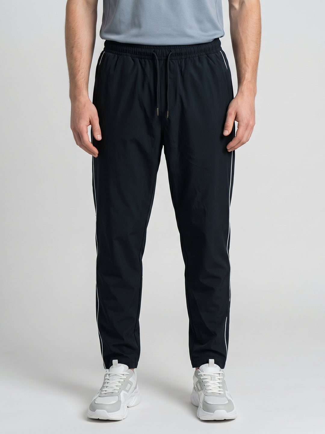 Men Navy Blue Solid Regular Fit Lower