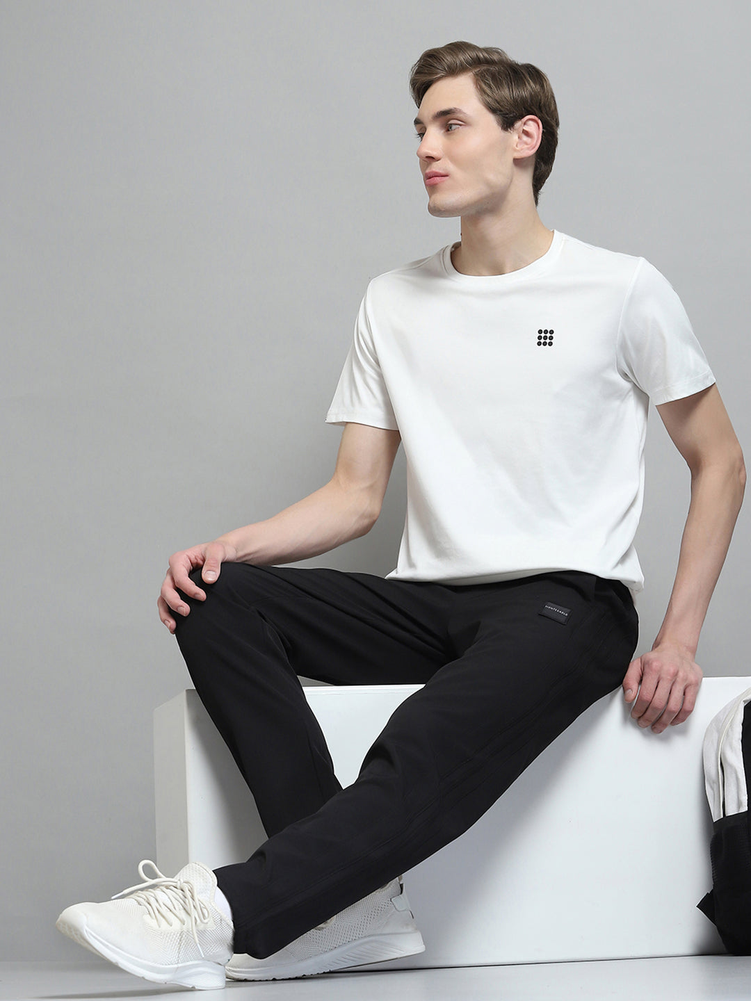 Men Black Solid Regular Fit Lower