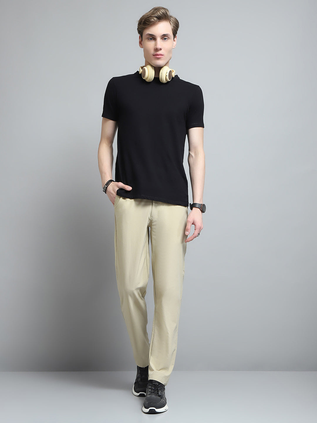 Men Khaki Solid Regular Fit Lower