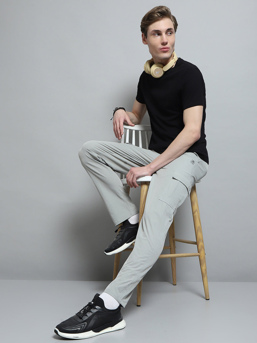 Men Grey Solid Regular Fit Lower