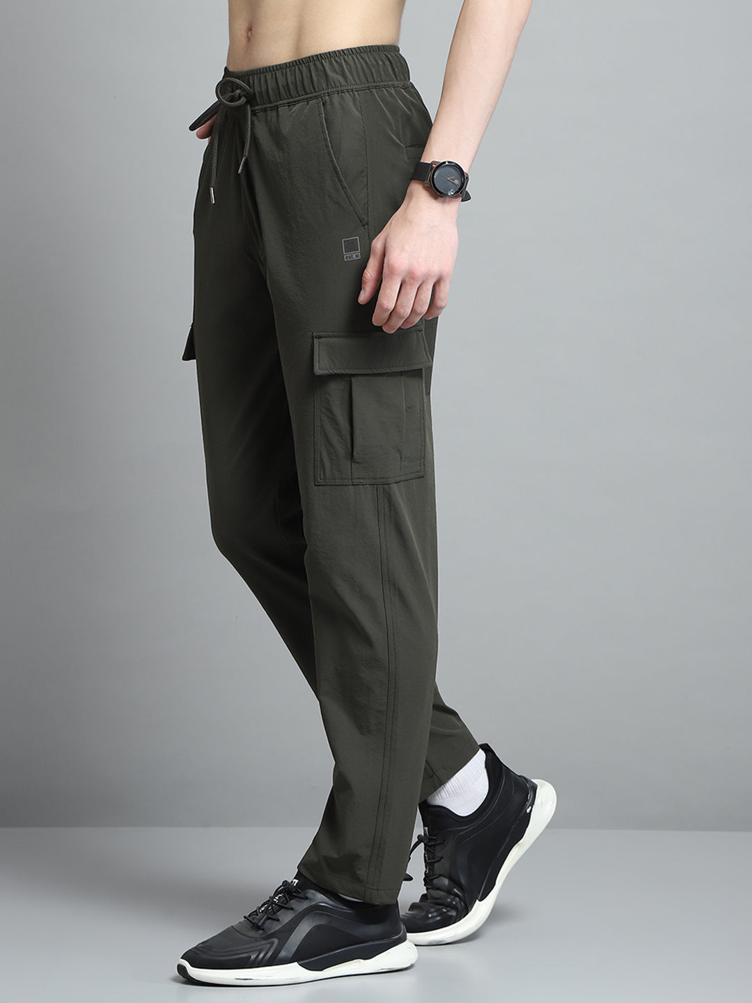 Men Olive Solid Regular Fit Lower