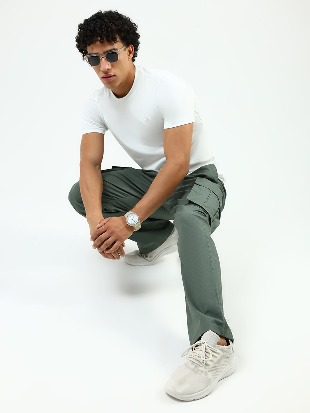 Men Green Solid Regular Fit Lower