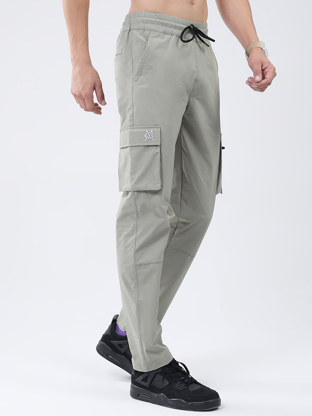 Men Beige Solid Regular Fit Winter Lower