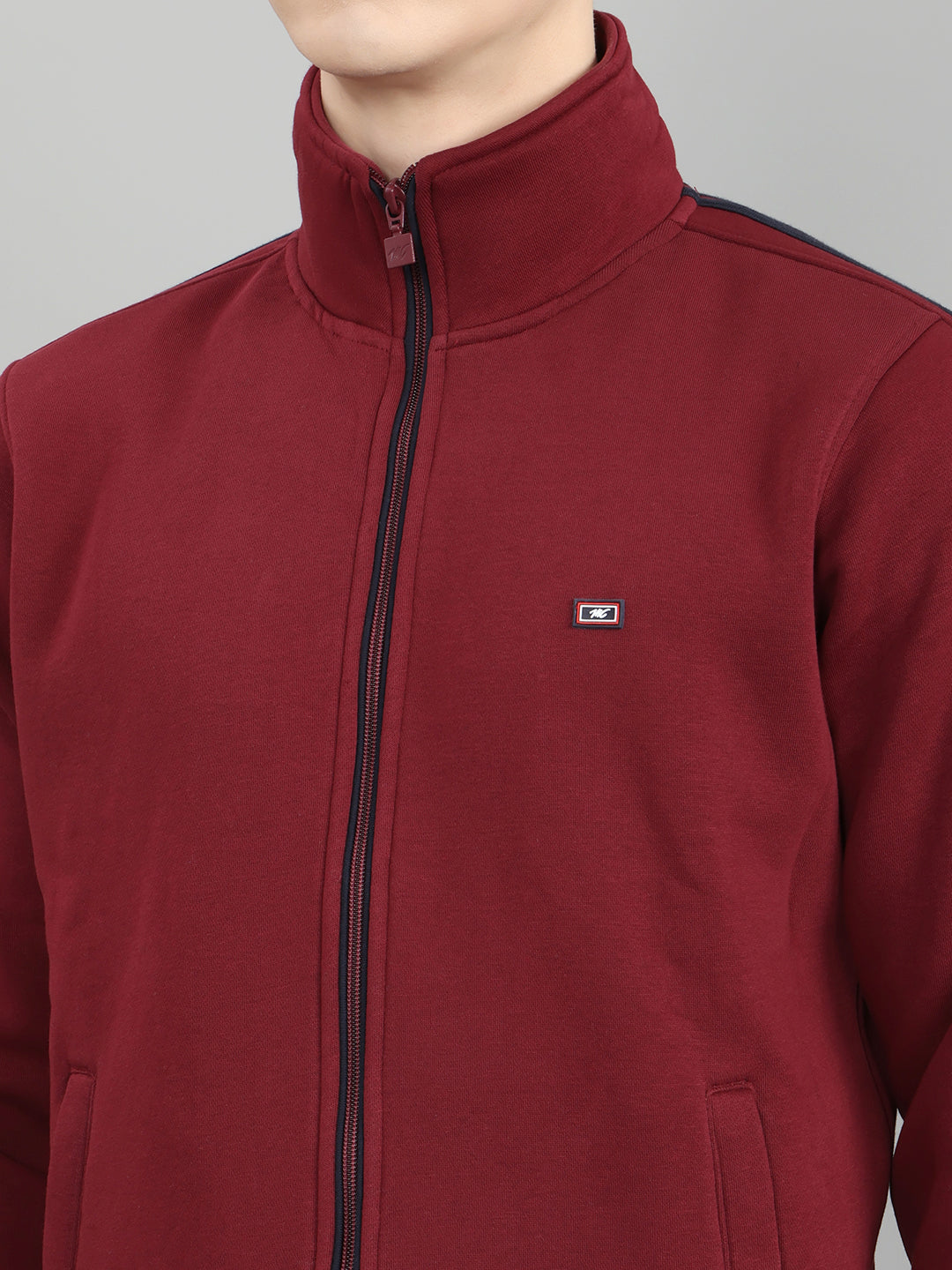 Men Maroon Solid Stand Collar Full Sleeve Winter Tracksuit