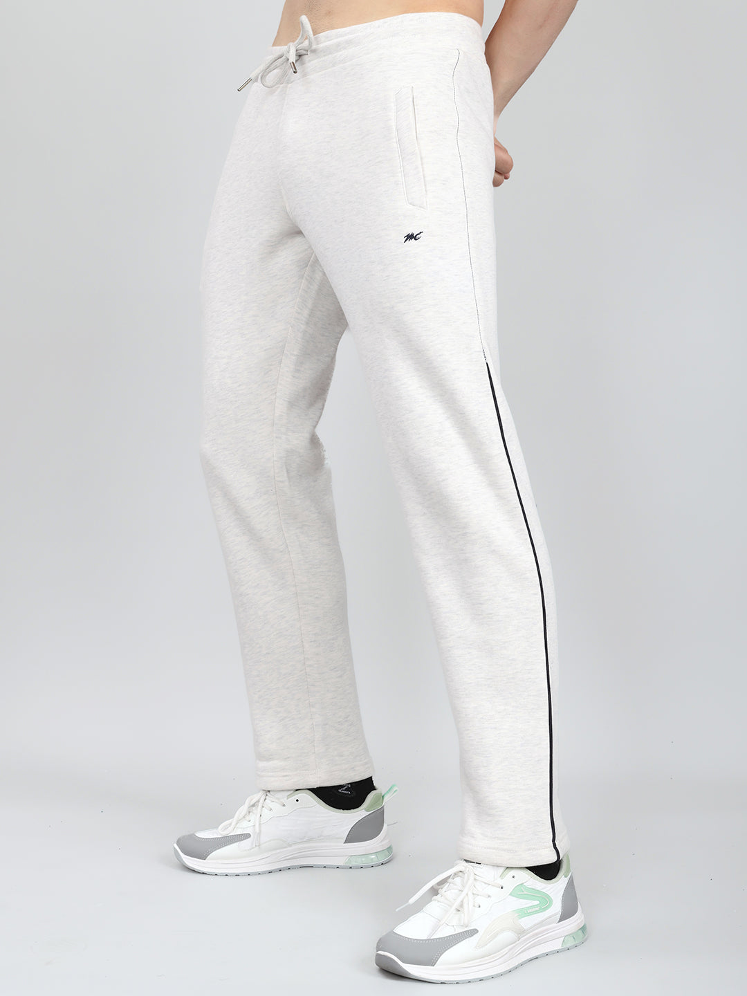 Men Off White Solid Mandarin Collar Full Sleeve Winter Tracksuit