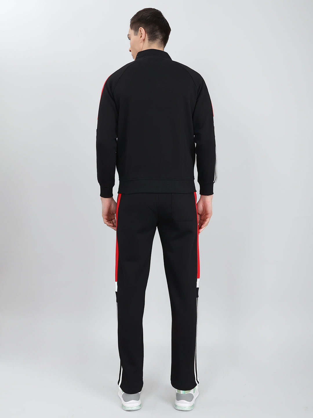 Men Black Solid Mandarin Collar Full Sleeve Winter Tracksuit