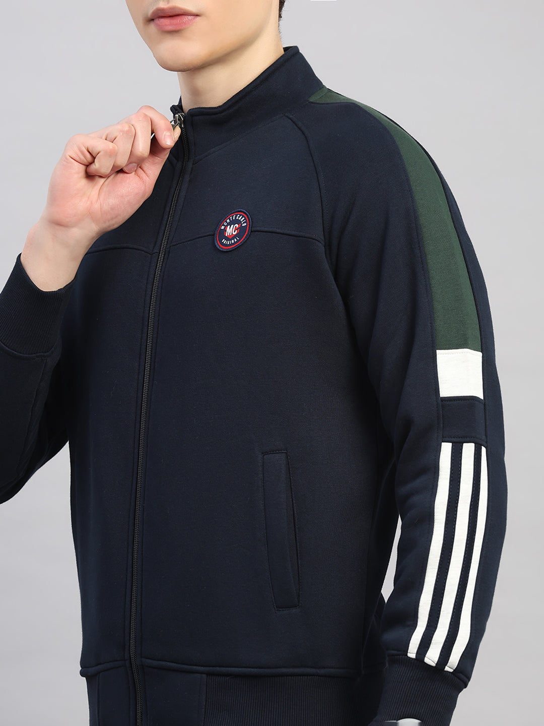 Men Navy Blue Solid Round Neck Full Sleeve Winter Tracksuit