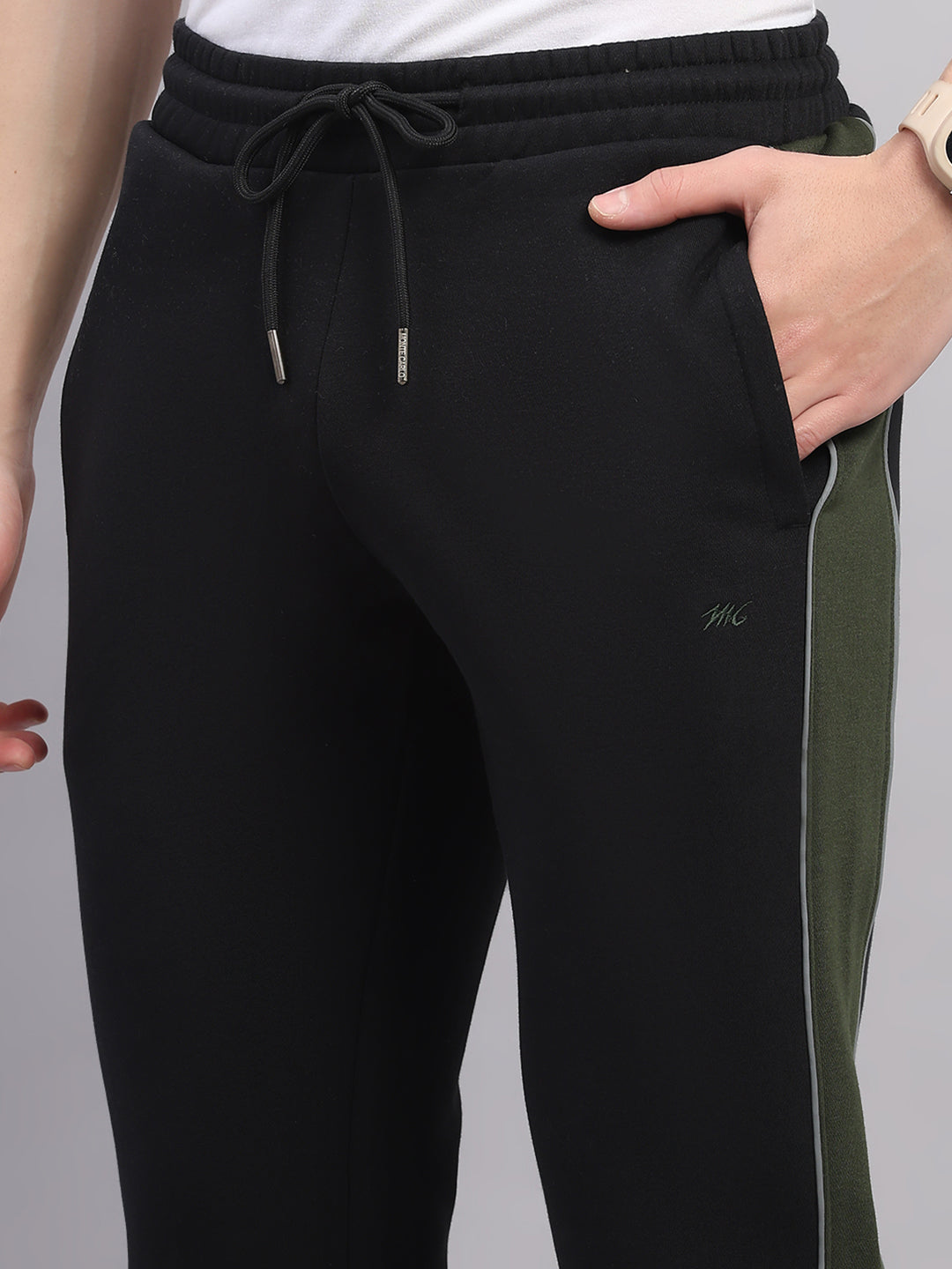 Men Black Self Design Stand Collar Full Sleeve Winter Tracksuit