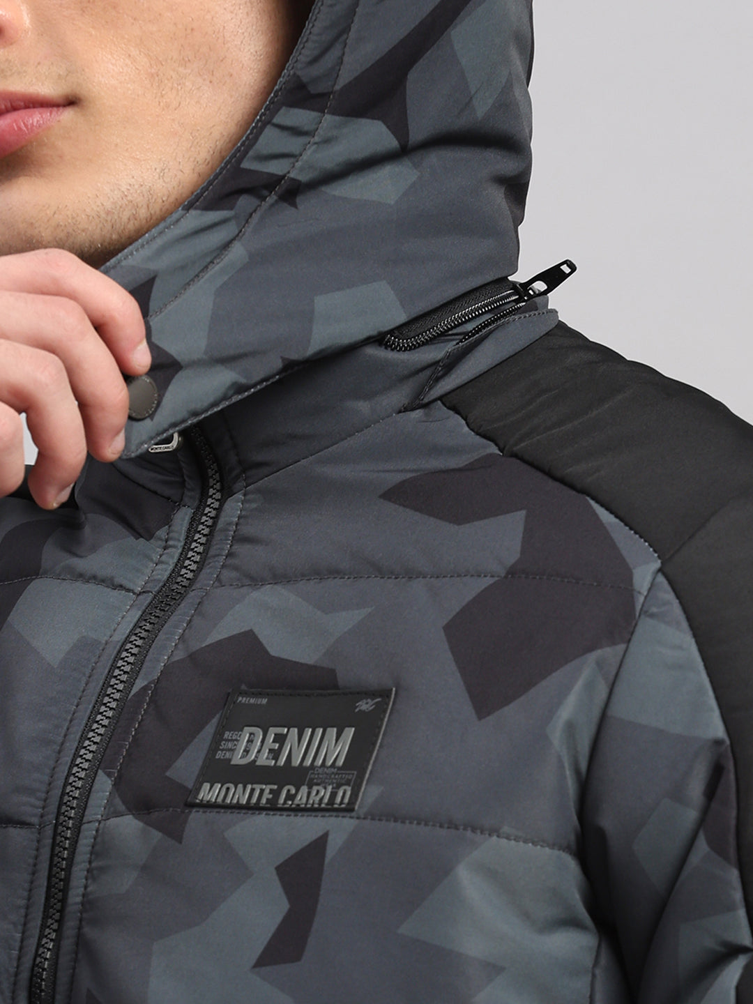 Men Black Printed Hooded Full Sleeve Jacket